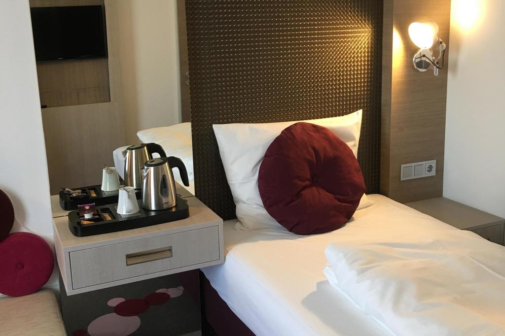 Hotel Smartino Schwäbisch Hall Стая снимка